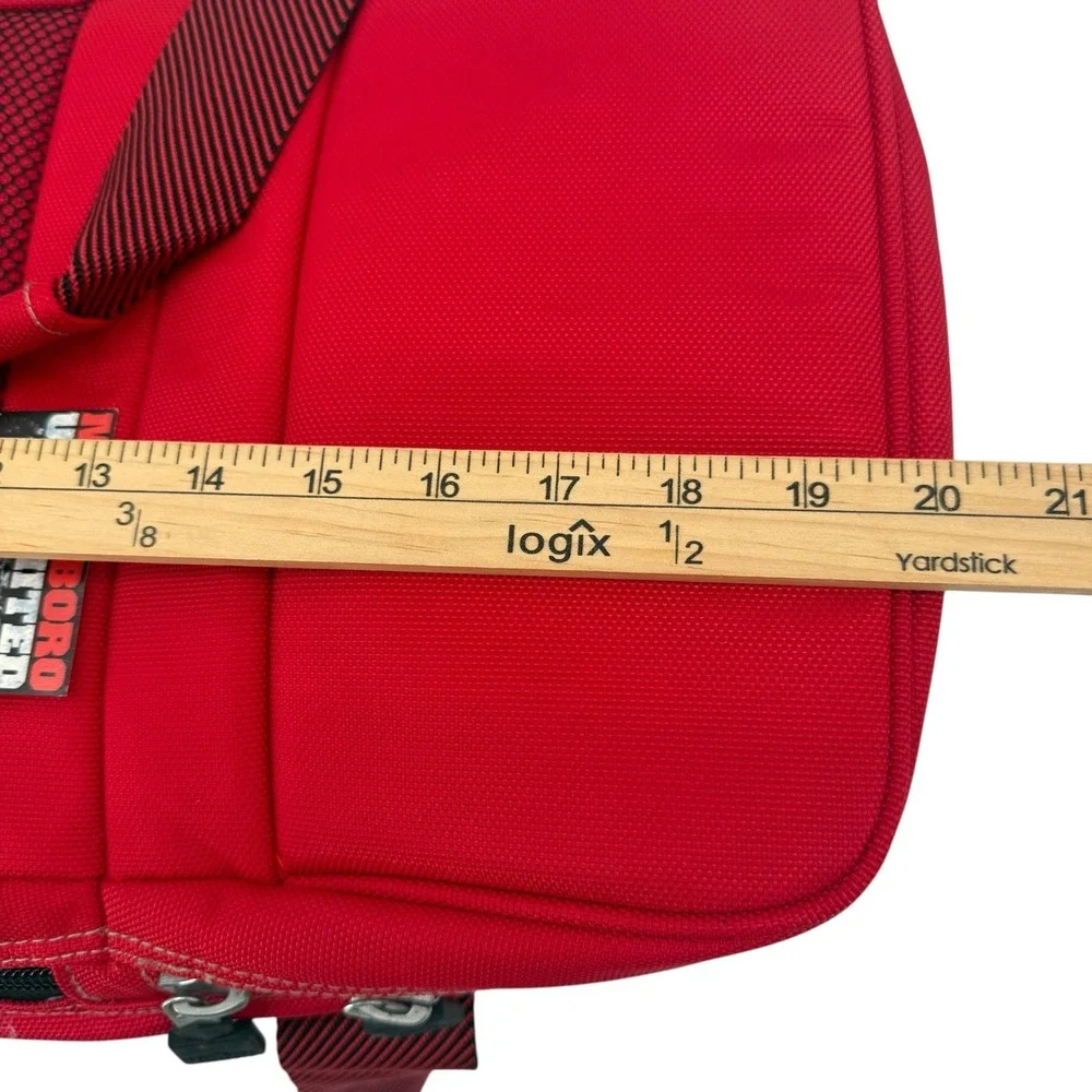 Vintage Marlboro Unlimited Cooler Bag Red‎ Black Insulated Soft Sided Cooler New